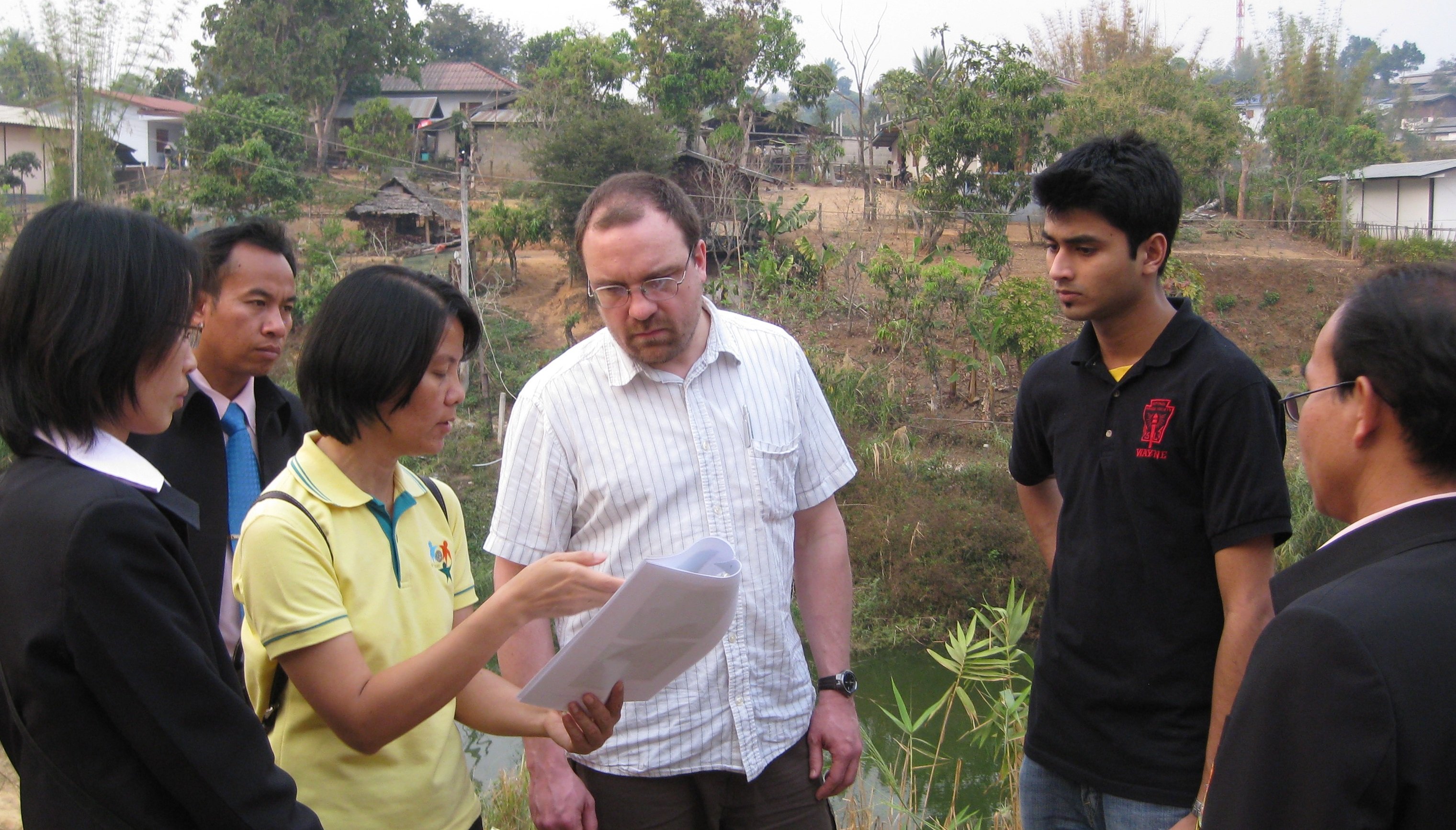 Andrew Rollins (center)