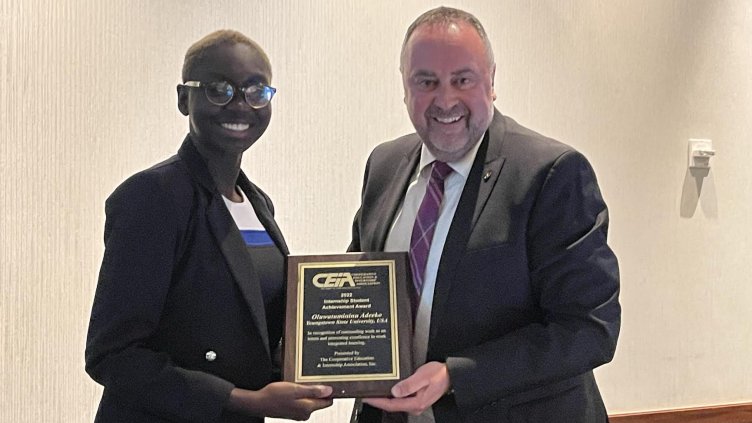 Tumi Adeeko receives the CEIA Intern of the Year Award