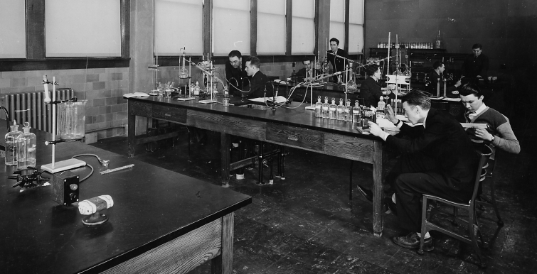 Historic photo of students working in a lab circa 1939